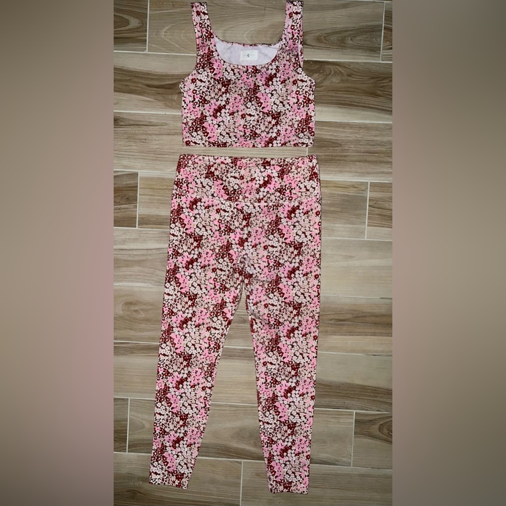 LOFT Lou & Grey Floral Two-Piece Set ✨🌸🌼🌺✨